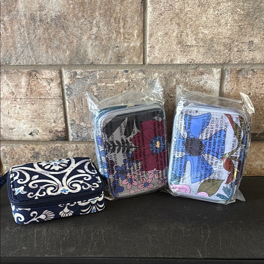 NWT Vera Bradley Floral Patterned Pill cases price is per case.